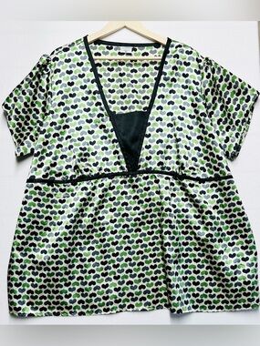 Motherhood Maternity 3XL Heart‑Print Satin Top • V‑Neck • Tie‑Back 5/$25